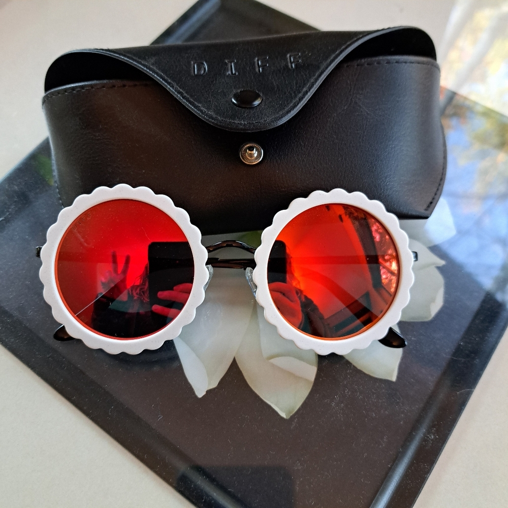 Diff Dixie Daisy Sunglasses Festival Collection